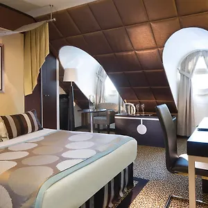 Le M Hotel Paris