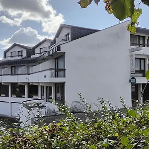 Logis L'elanceze Hotel